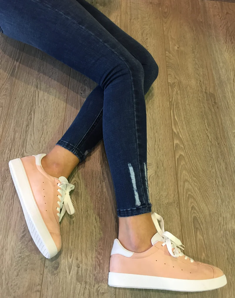 Sneakers en suédine rose pale