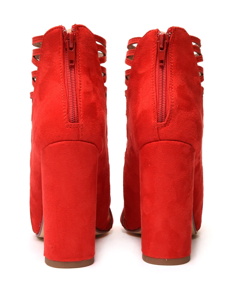 Sandales rouges à talons & multiples lanières croisées