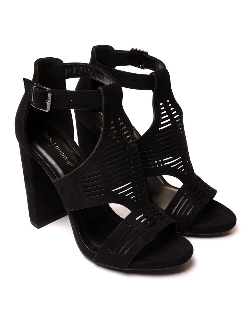 Sandales noires en suédine à gros talons