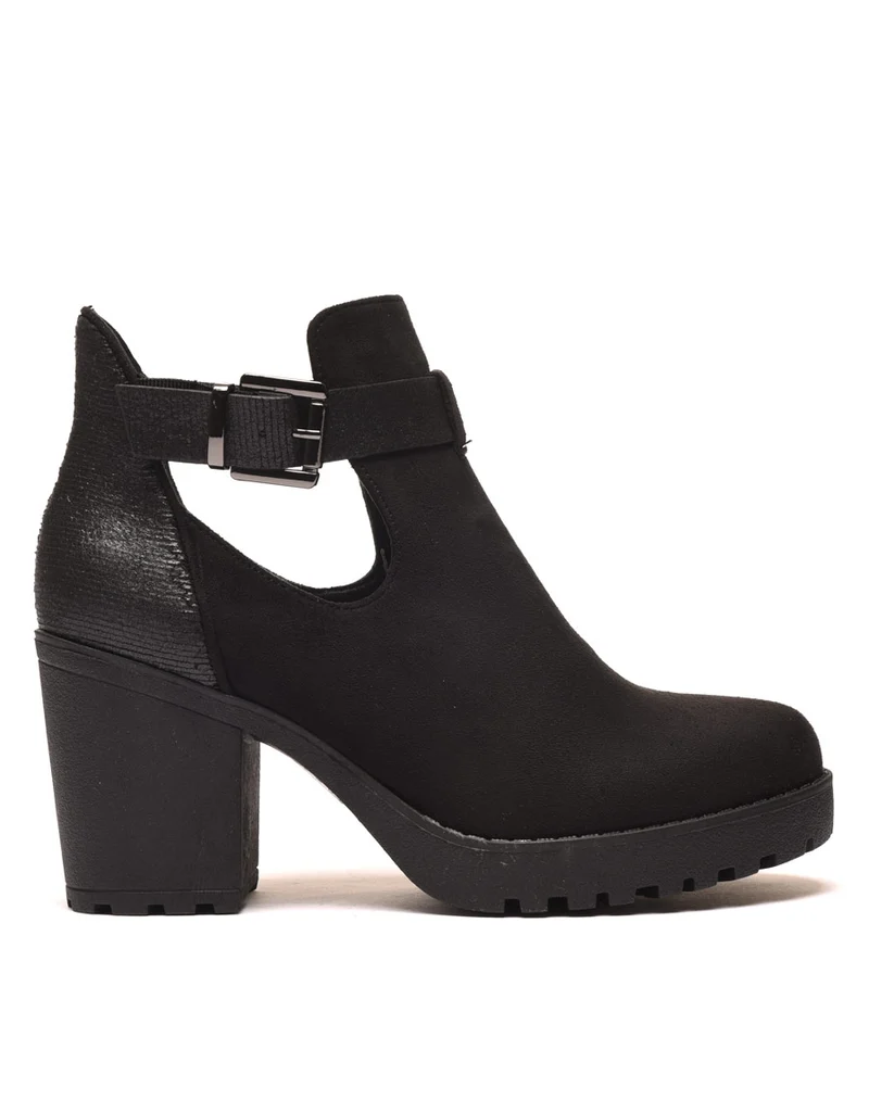 Bottines ajourées noires avec sangle à boucle