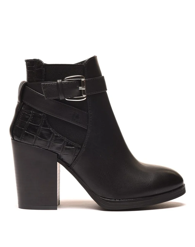 Bottines à talons noires avec lanière et détail crocodile
