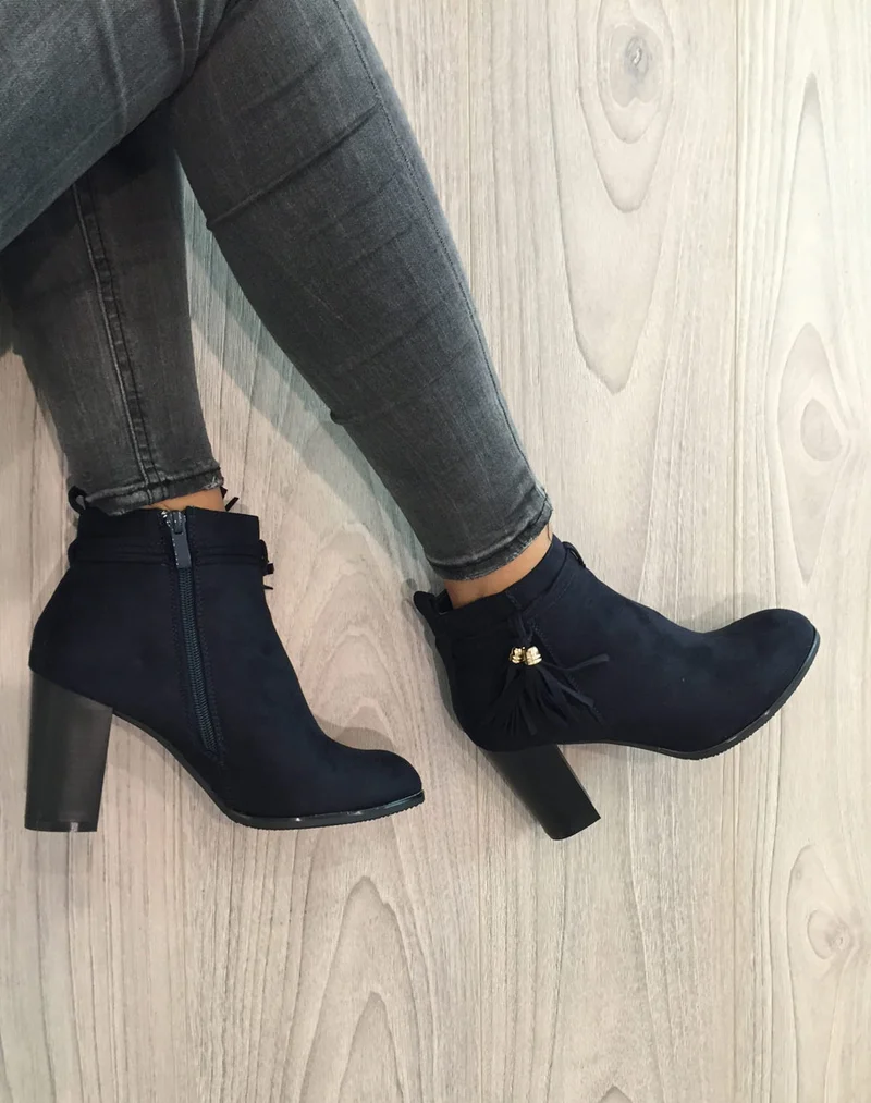 Bottines bleues marine à talons & fines lanières