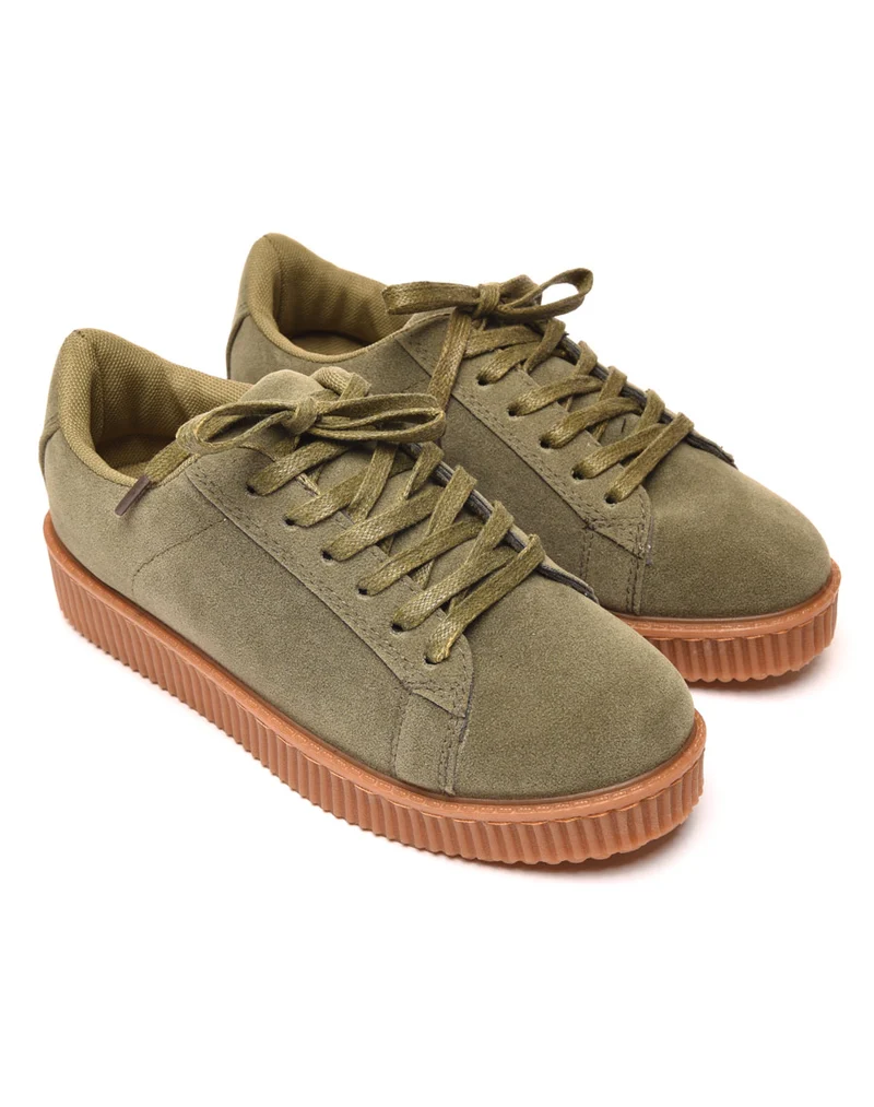 Baskets kaki avec grosse semelle