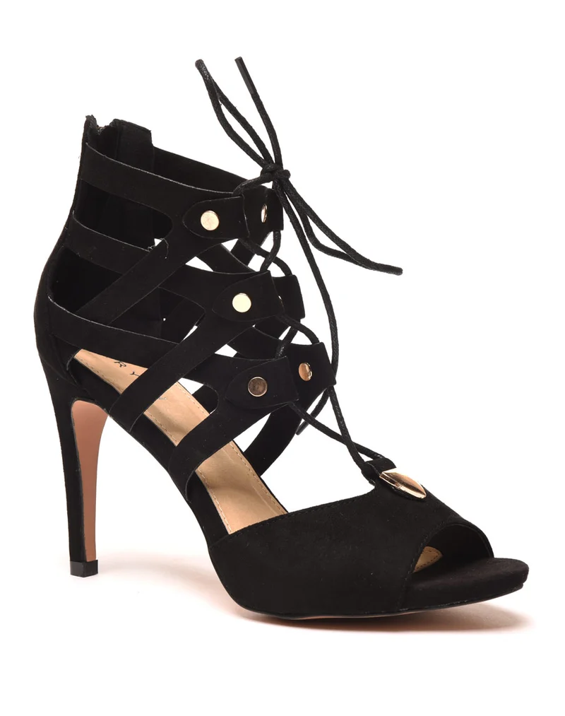 Escarpin noir à lacet