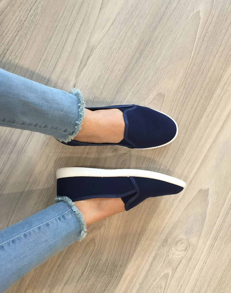 Slipper marine légères et confortables