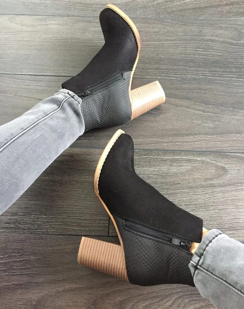 Bottines noires bi-matière détail pampille