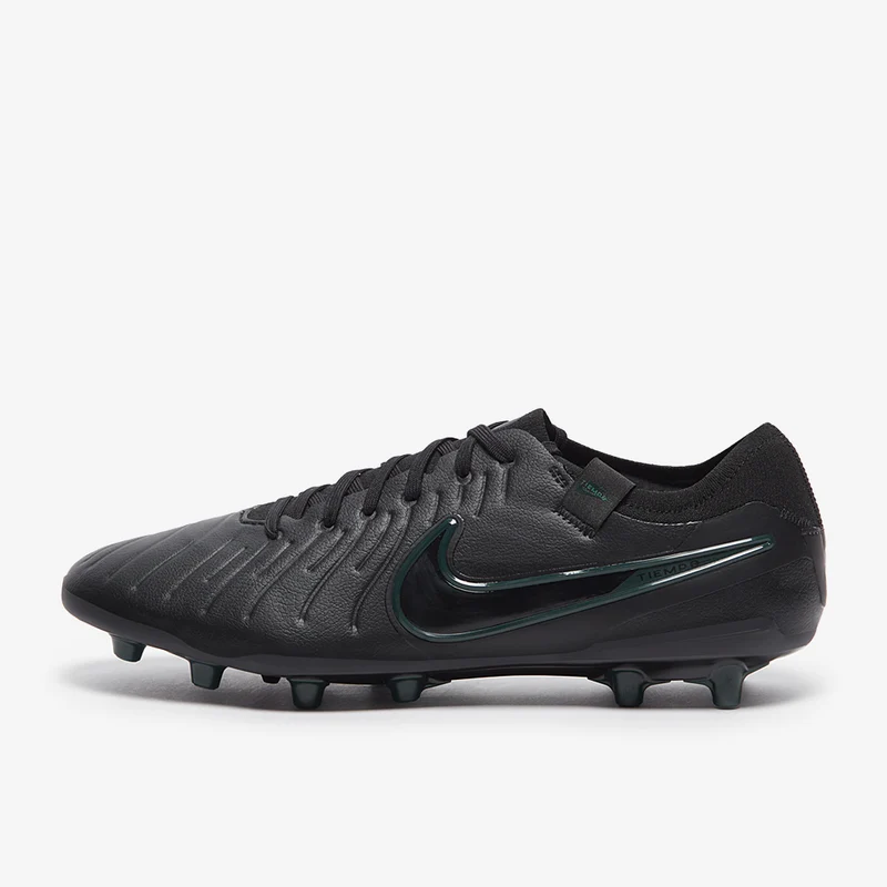 Nike Chaussure de foot basse à crampons pour terrain synthét