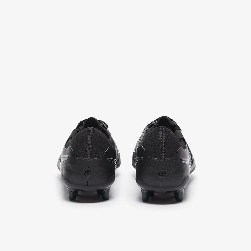 Nike Chaussure de foot basse à crampons pour terrain synthét