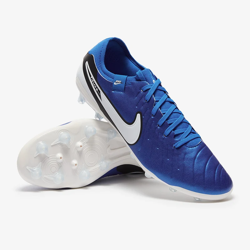 Nike Chaussure de foot basse à crampons pour terrain synthét