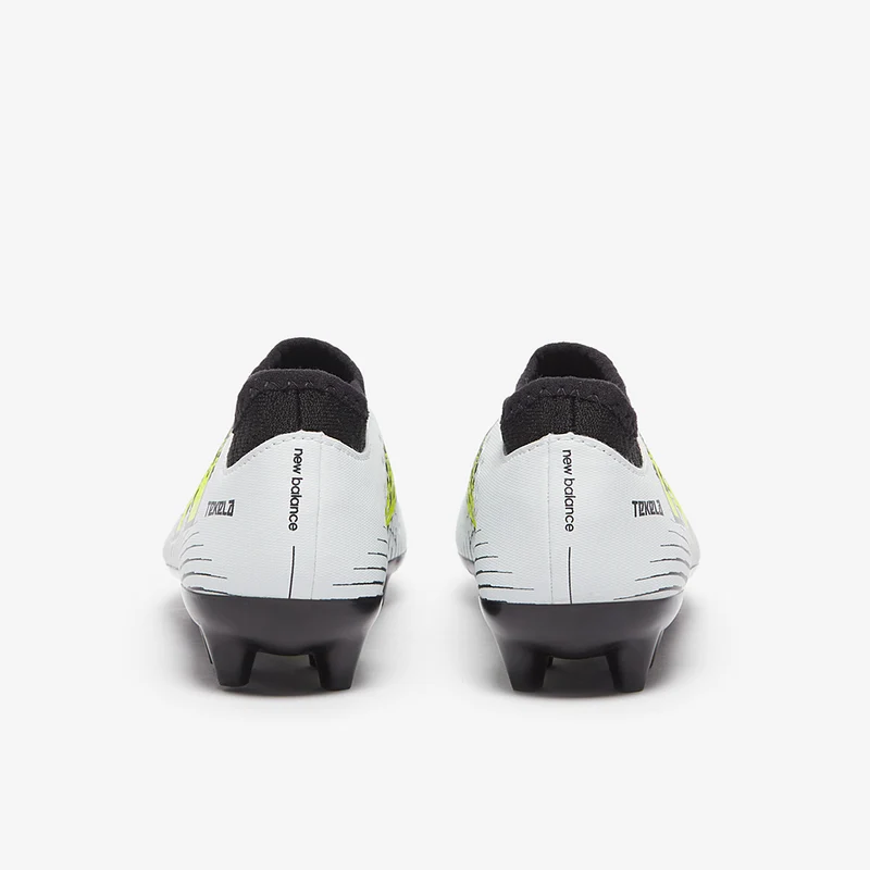 New Balance Tekela V4+ Magique FG pour Enfant