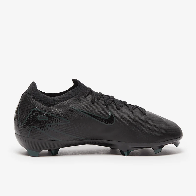Nike Chaussure de foot basse à crampons pour terrain sec pou