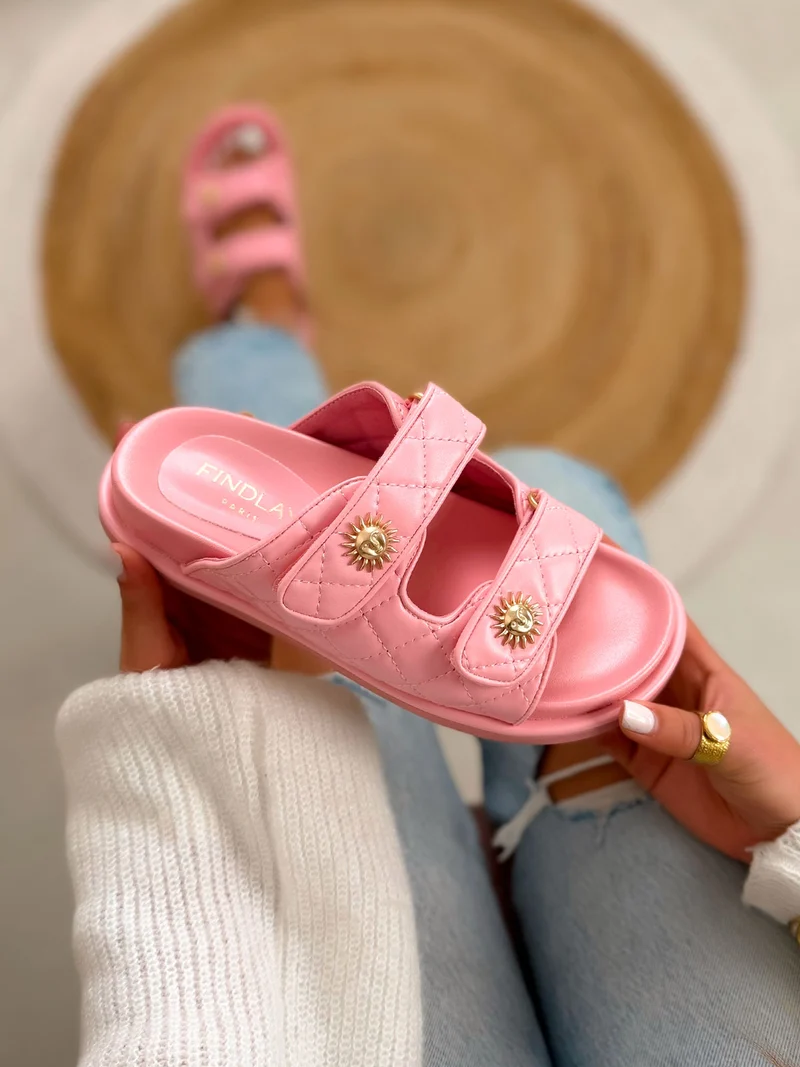 Mule femme rose tendance matelassée à scratch avec détails soleil doré