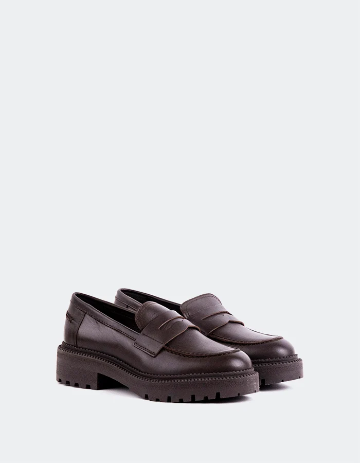 Zhary Brown Leather