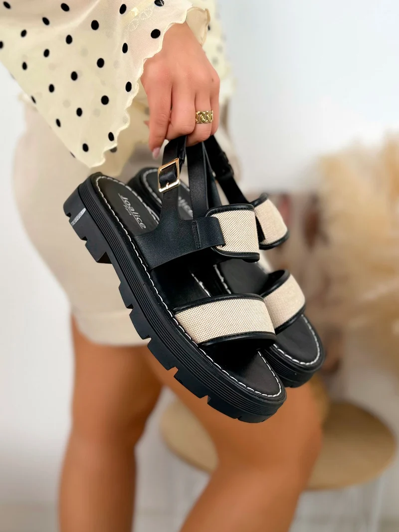 Nu-pieds femme noirs tendance à brides tissées beiges et plateforme crantée