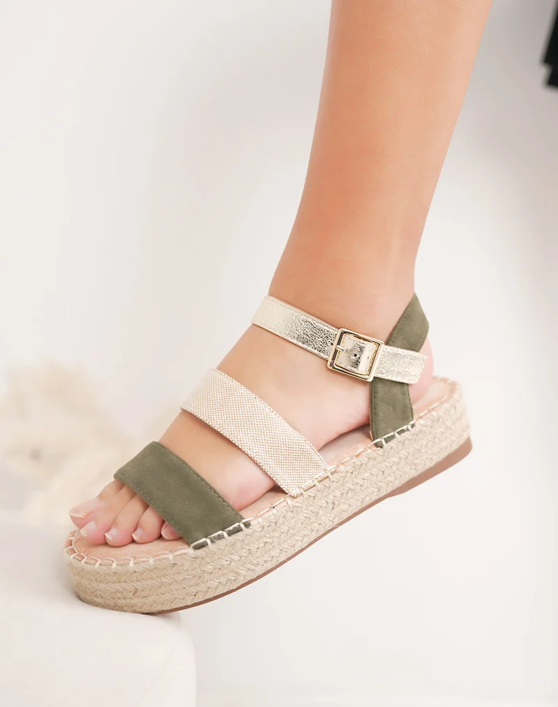 Sandale femme vert kaki tendance à plateforme en osier et détail doré