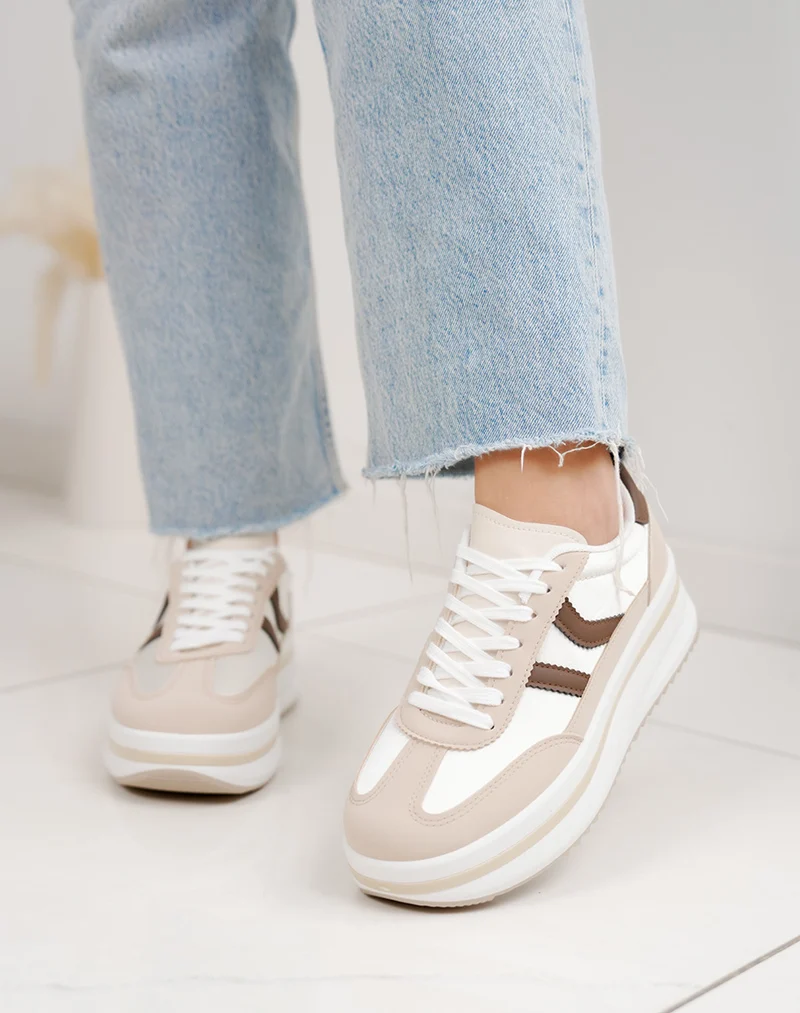 Baskets beige femme à double rayures marrons – Semelle plateforme blanche