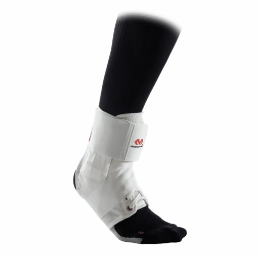 Chevillère à lacets renforcée avec bandes strap