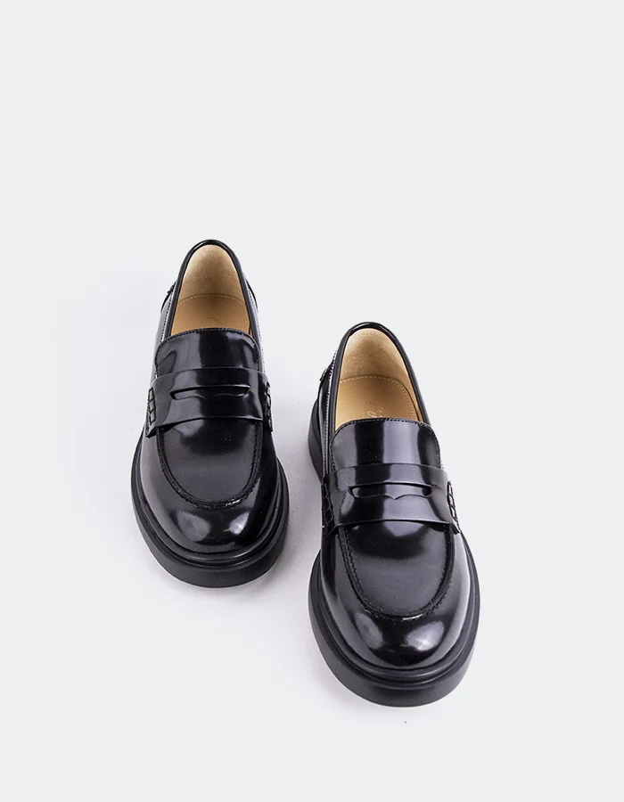 Corry Black Leather