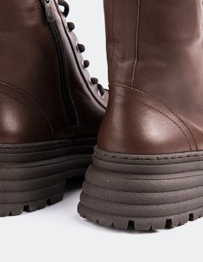Eucles Brown Leather