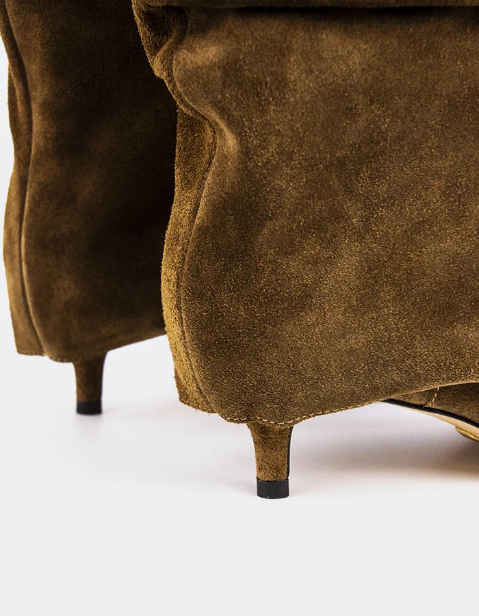Sabrinna Chestnut Suede