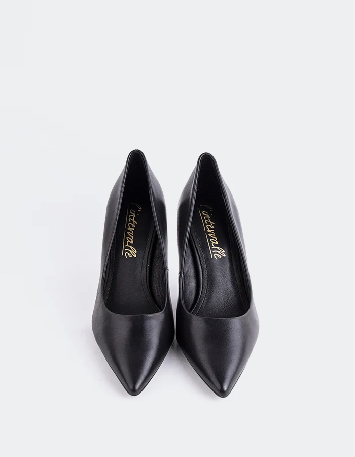 Borealis Black Leather