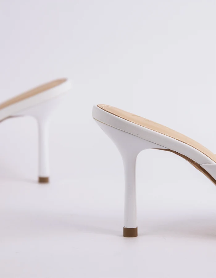 Carys White Leather