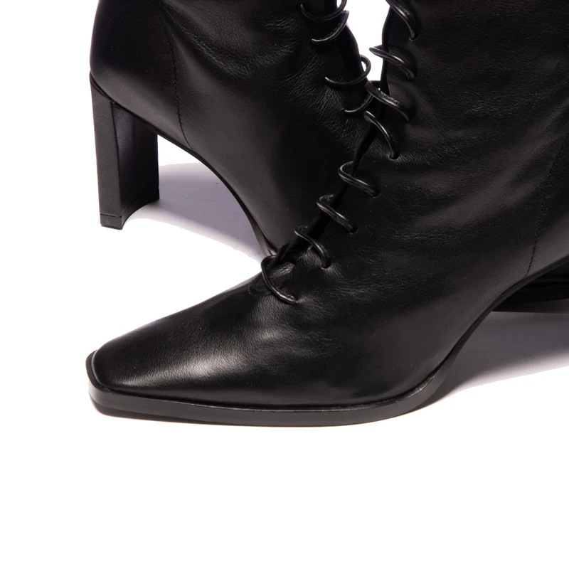 Steinway Black Leather