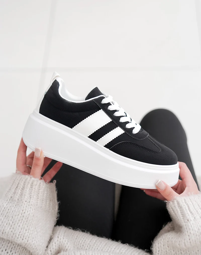 Basket femme noire tendance avec rayures épaisses et plateforme confortable