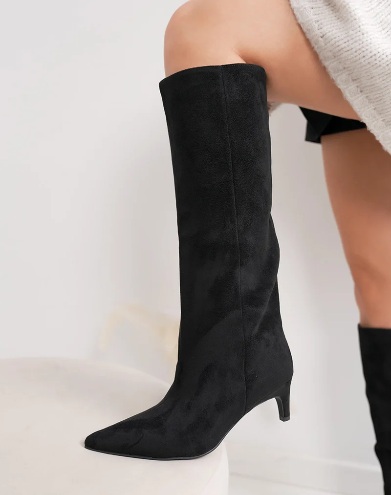 Bottes femme noires élégantes en suédine à petit talon aiguille et intérieur fourré