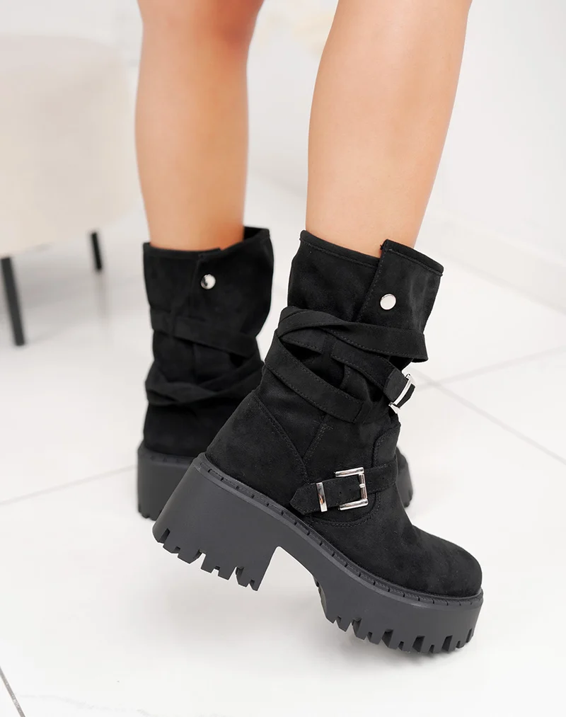 Bottines noires en suédine à sangles et semelle crantée style rock