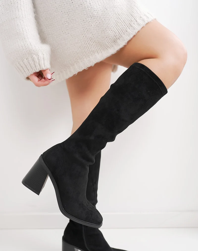 Bottes noires en suédine effet chaussette à talon et bout carré