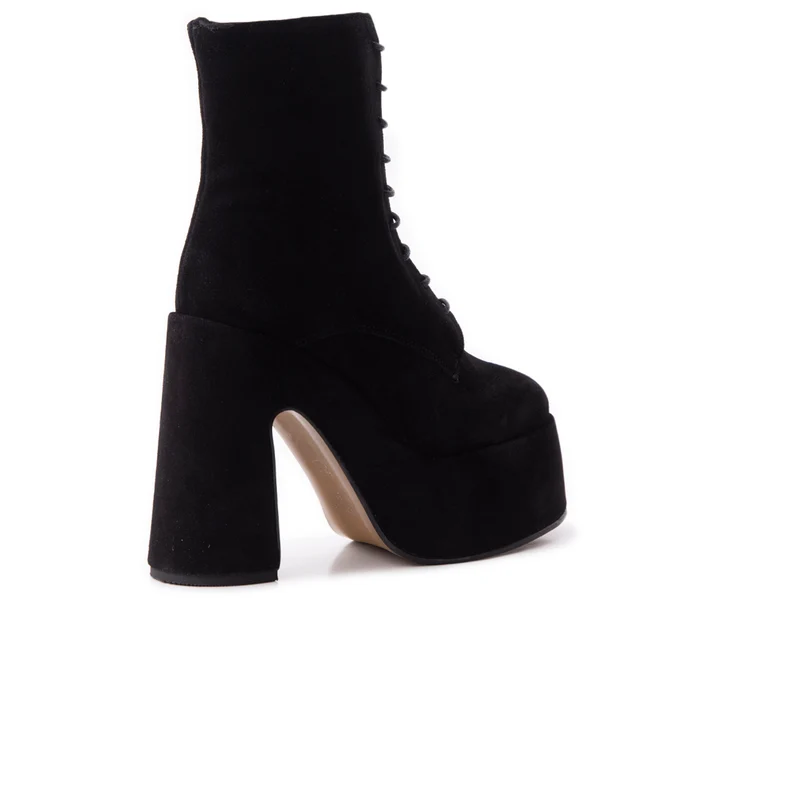 Mellow Black Suede