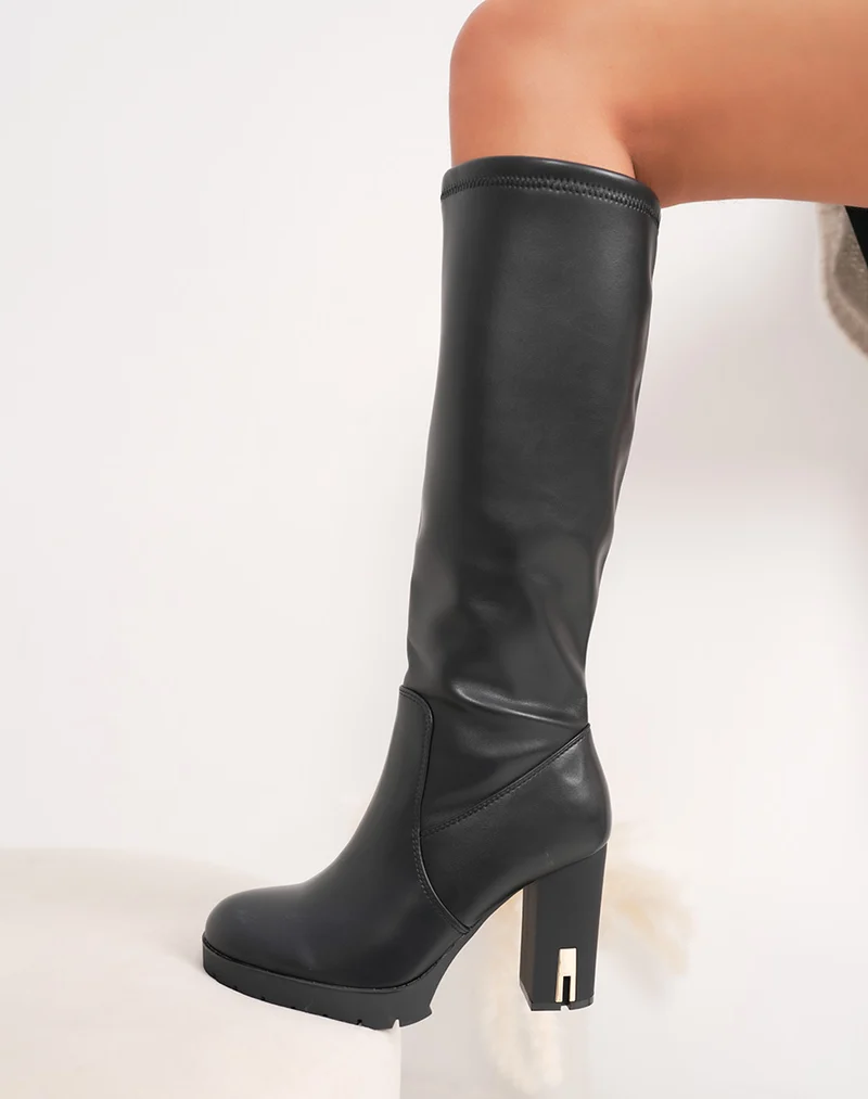 Bottes femme noires effet chaussette à talons hauts avec détail doré sur le talon