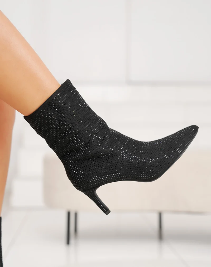 Bottines noires à strass à bout pointu et talon aiguille