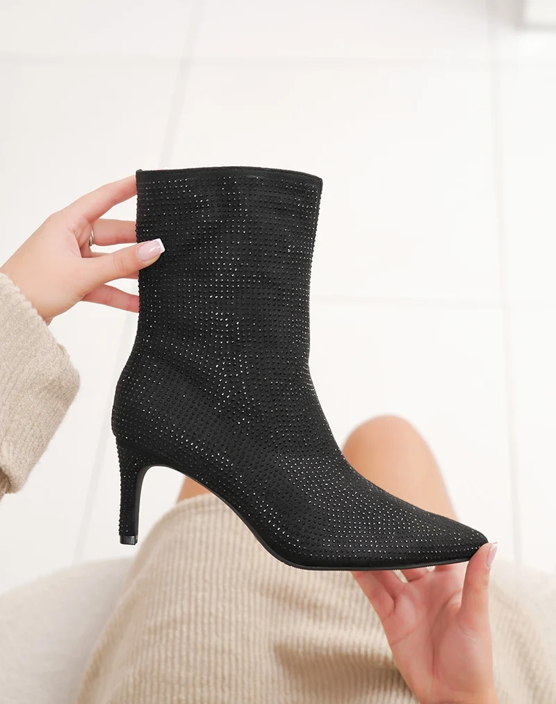 Bottines noires à strass à bout pointu et talon aiguille