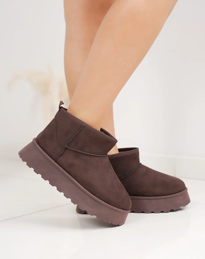 Bottines basses en suédine marron à plateforme fourrées