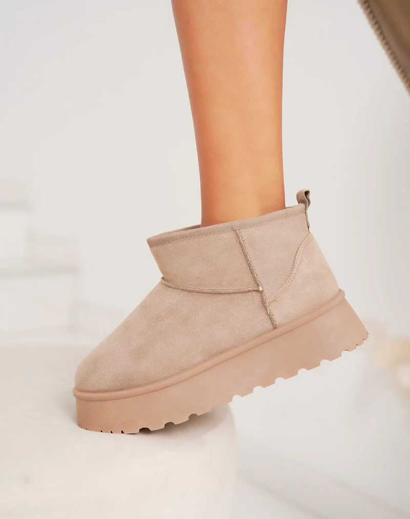 Bottines basses en suédine taupe à plateforme fourrées