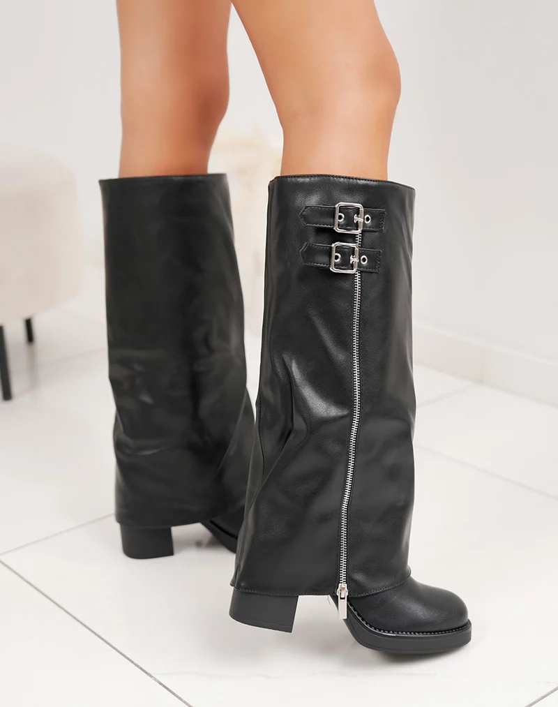 Bottes noires à revers, boucles et zip argentés