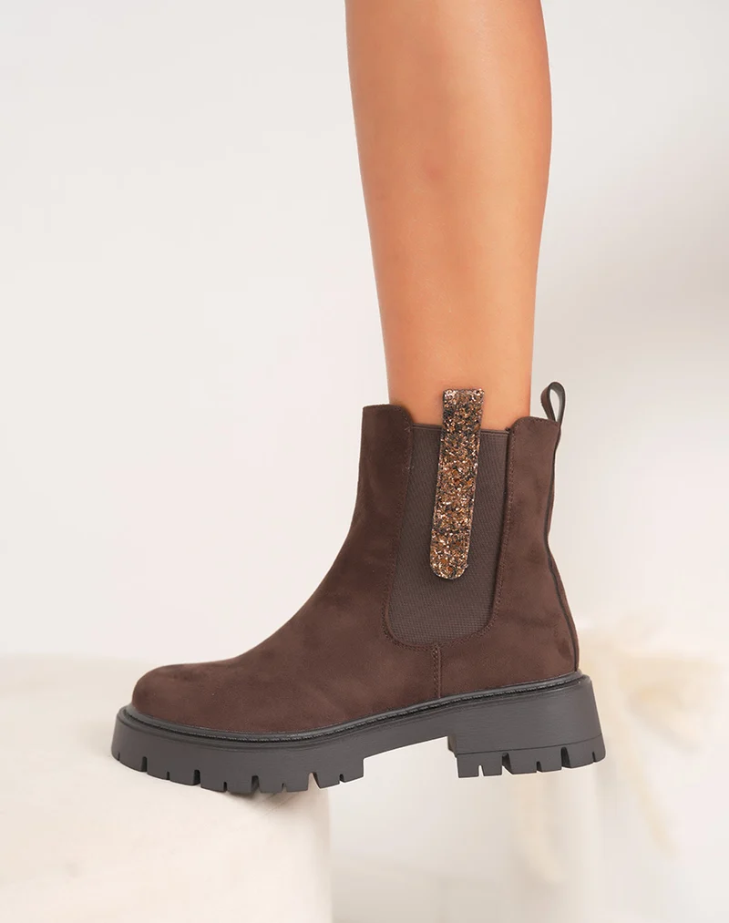 Bottines femme marron en suédine style Chelsea avec paillettes et semelle crantée