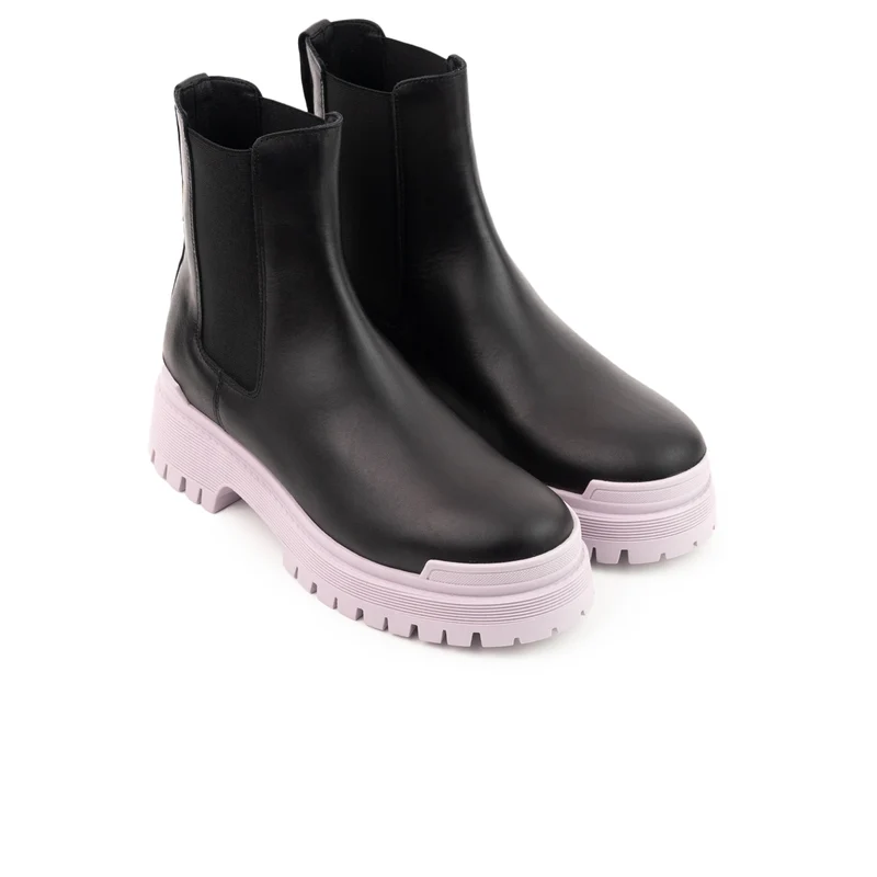 Kirby Black Leather/Lilac Sole
