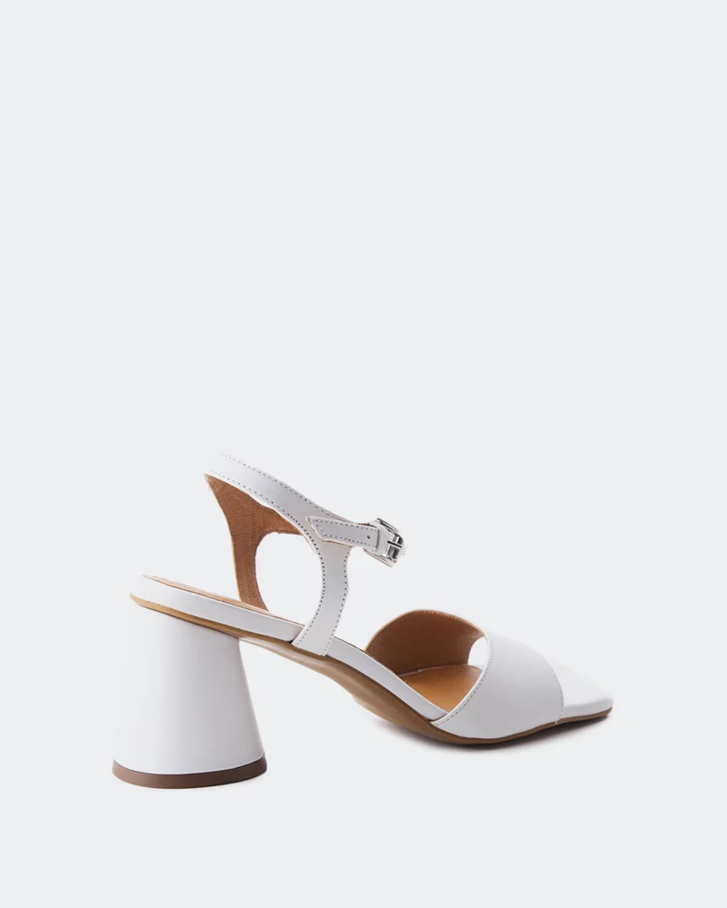 Kalona White Leather
