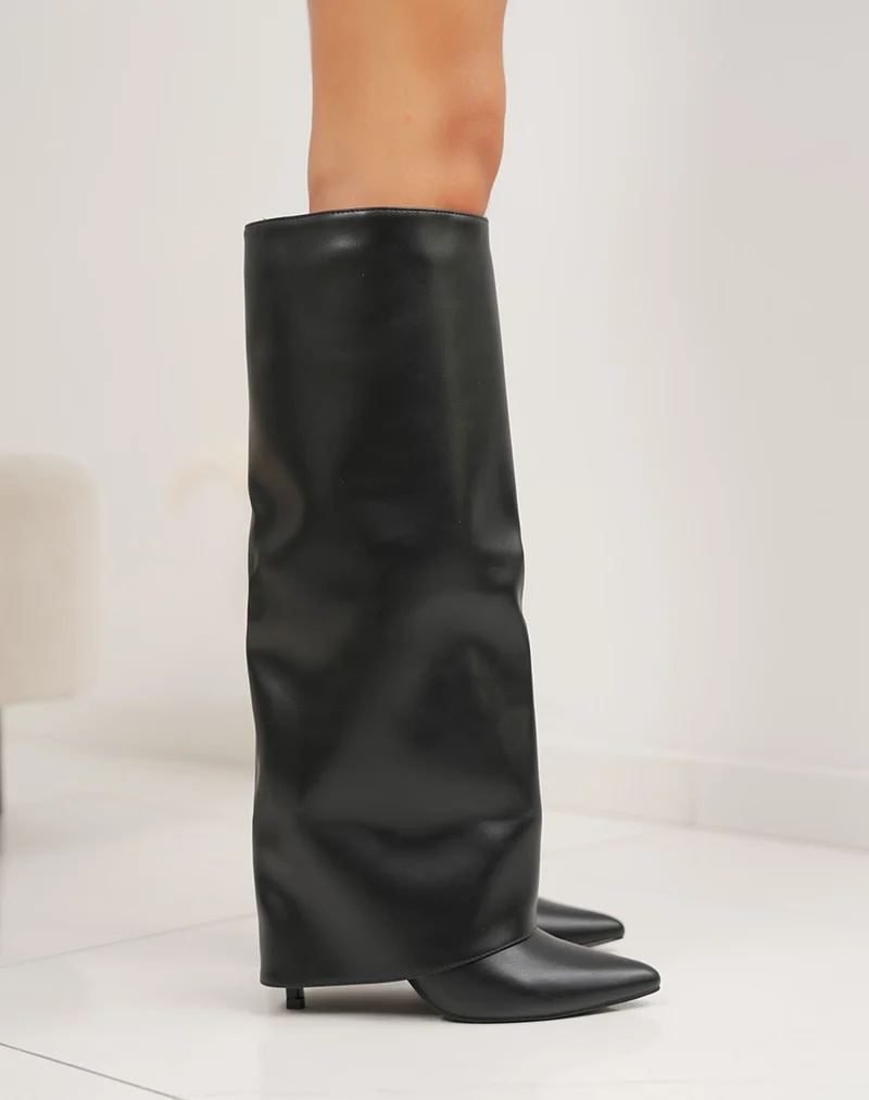 Bottes noires à revers femme – Bout pointu et talon aiguille