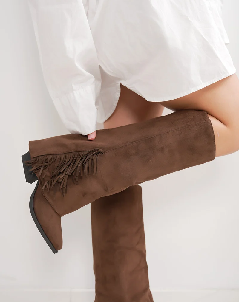 Bottes femme marron en suédine à franges et talon carré 6cm