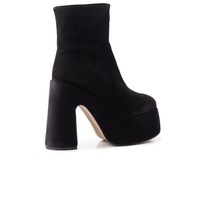 Daze Black Suede