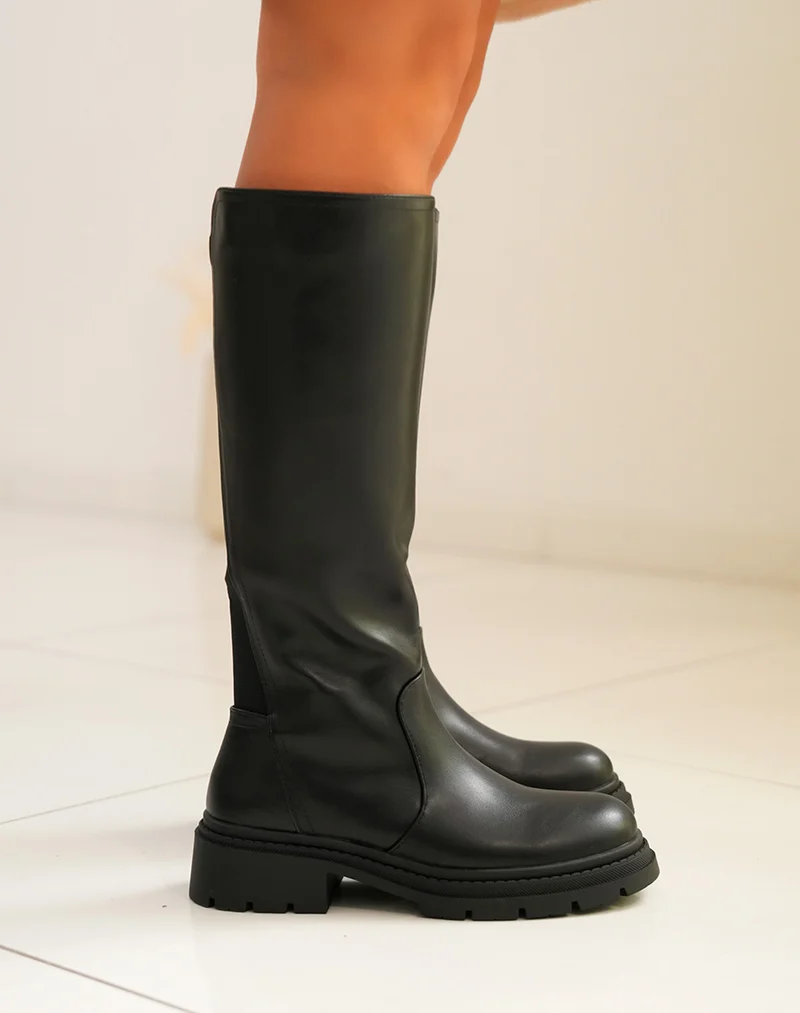 Bottes femme noires hautes avec semelle crantée et fermeture éclair