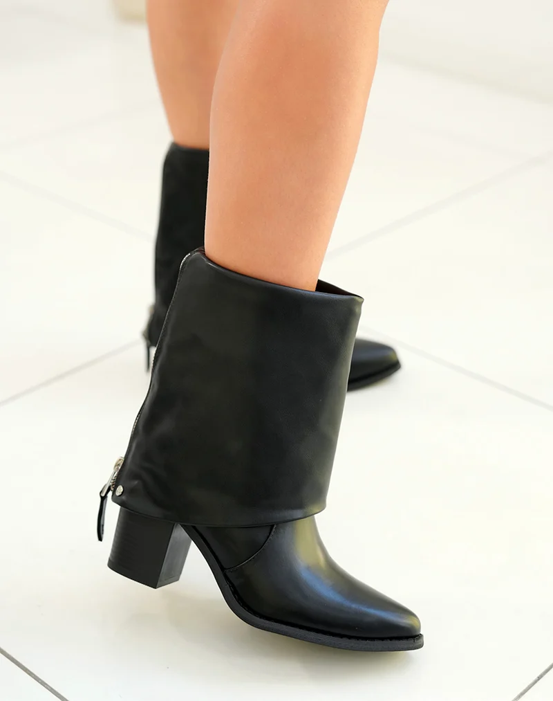 Bottines femme noires à revers avec bout pointu et talon épais