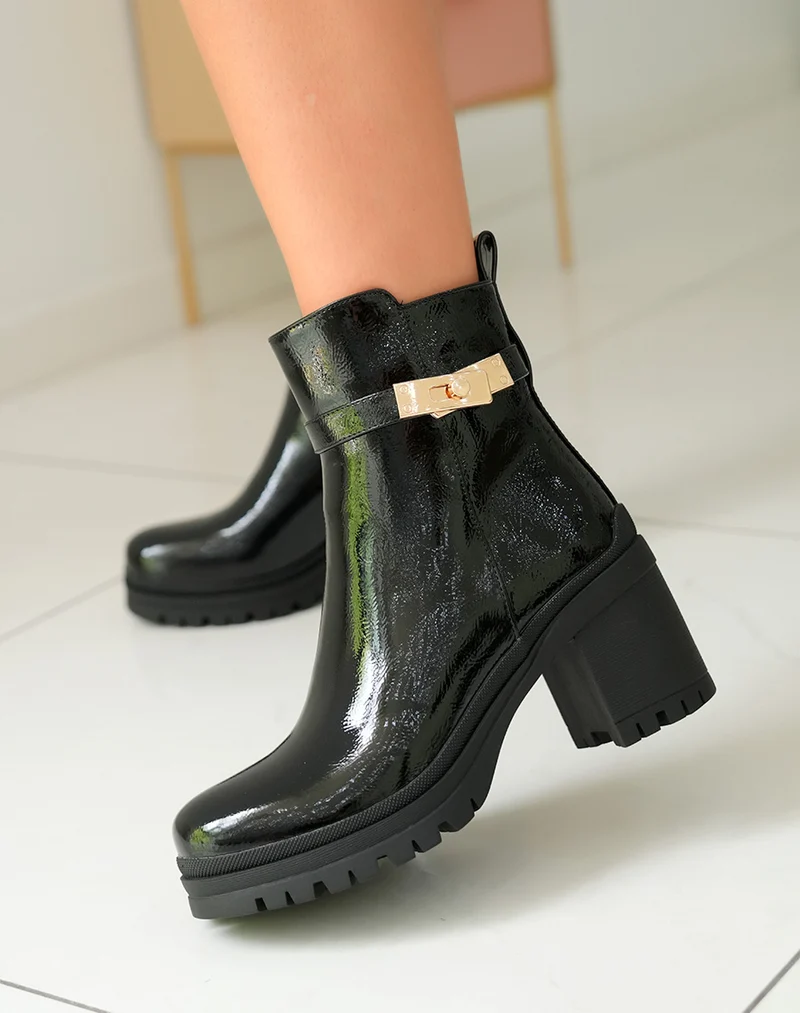 Bottines Femme Noires Vernies à Talon Cranté